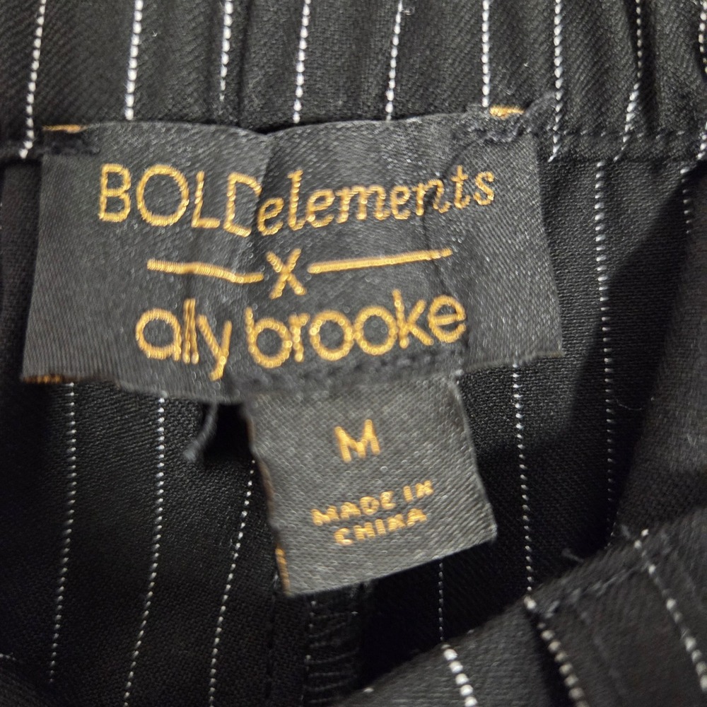 Bold Elements x Aly Brooke Pinstripe 2 Piece Set Crop Top Wide Leg Pants Black M - Picture 7 of 8